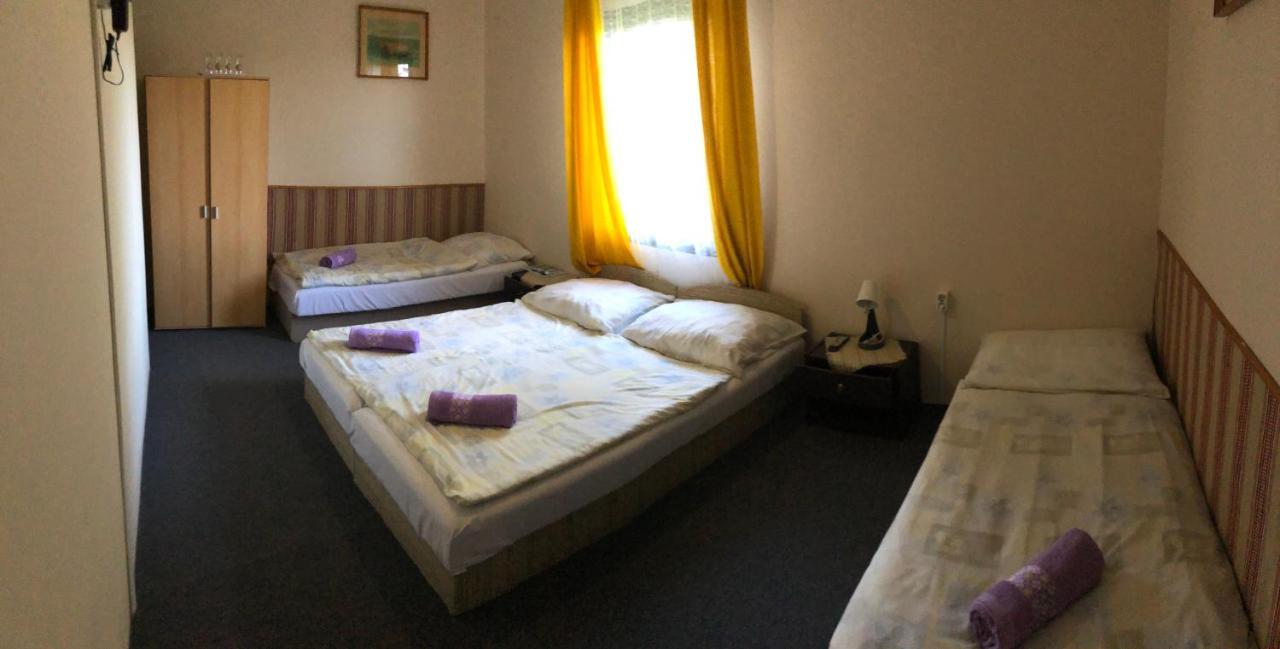 Patkos Motel Tiszafured Luaran gambar